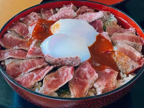 【阿蘇あか牛】現地ガイド厳選！絶対に行くべき名店5選｜丼・ステーキ・囲炉裏を徹底比較の画像